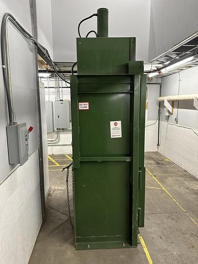 Refurbished PTR 1800HD Vertical Baler