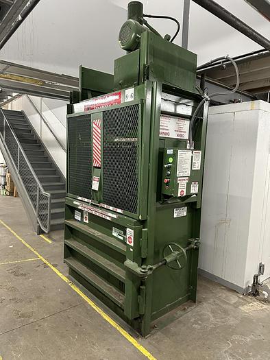 Refurbished PTR 1800HD Vertical Baler