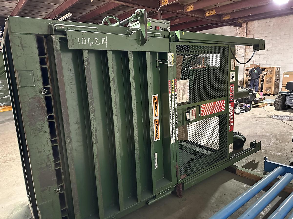 Refurbished PTR 3400HD Vertical Baler