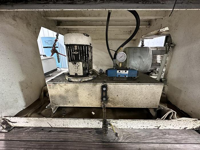 Used 2006 VecoPlan RG 52/60 SWU Short Single Shaft Shredder