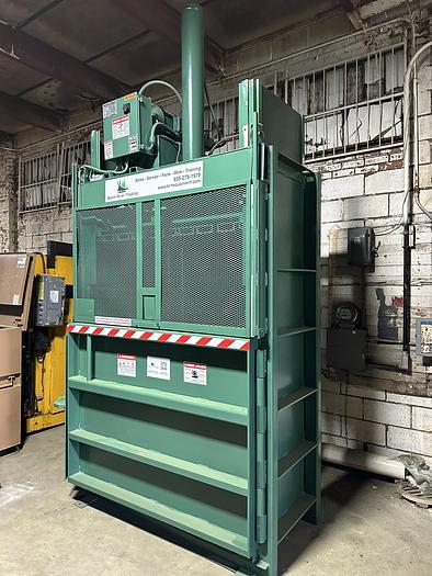 Refurbished McClain EPCO E-11 Vertical Baler