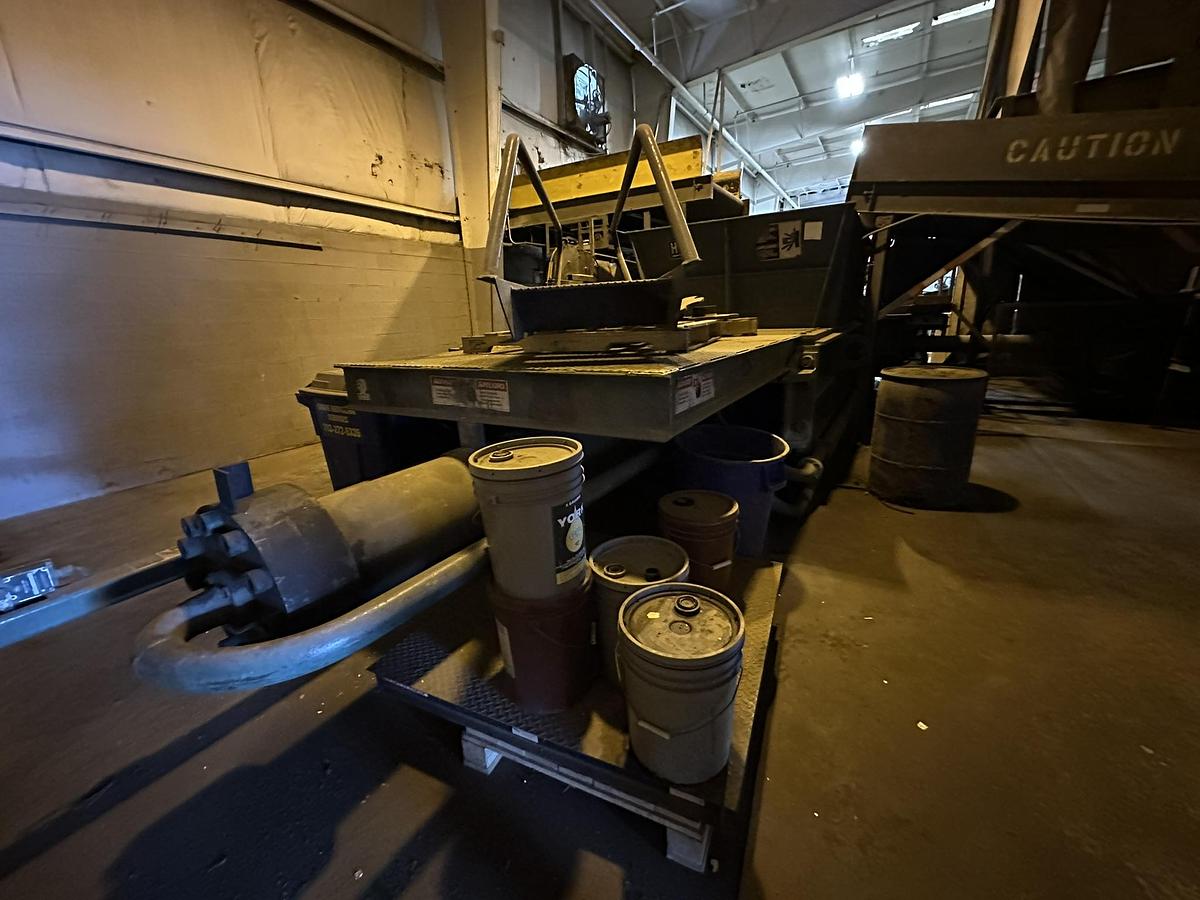 Refurbished Harris HRB-8/NF Two-Ram Baler