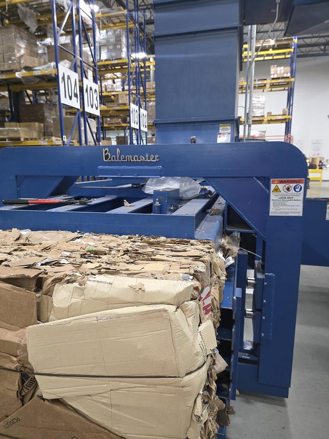 Refurbished Balemaster EO-2520 Auto-Tie Baler