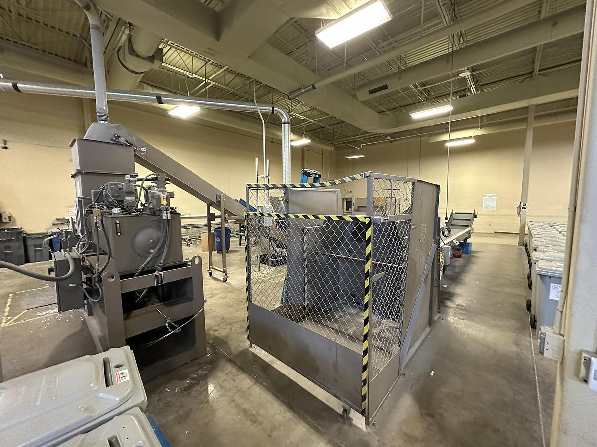 Used Allegheny HLS-84848 Tipper with Sorting Conveyor