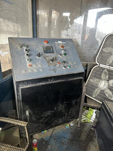 Used Mosley Two-Ram 200T-AP Baler