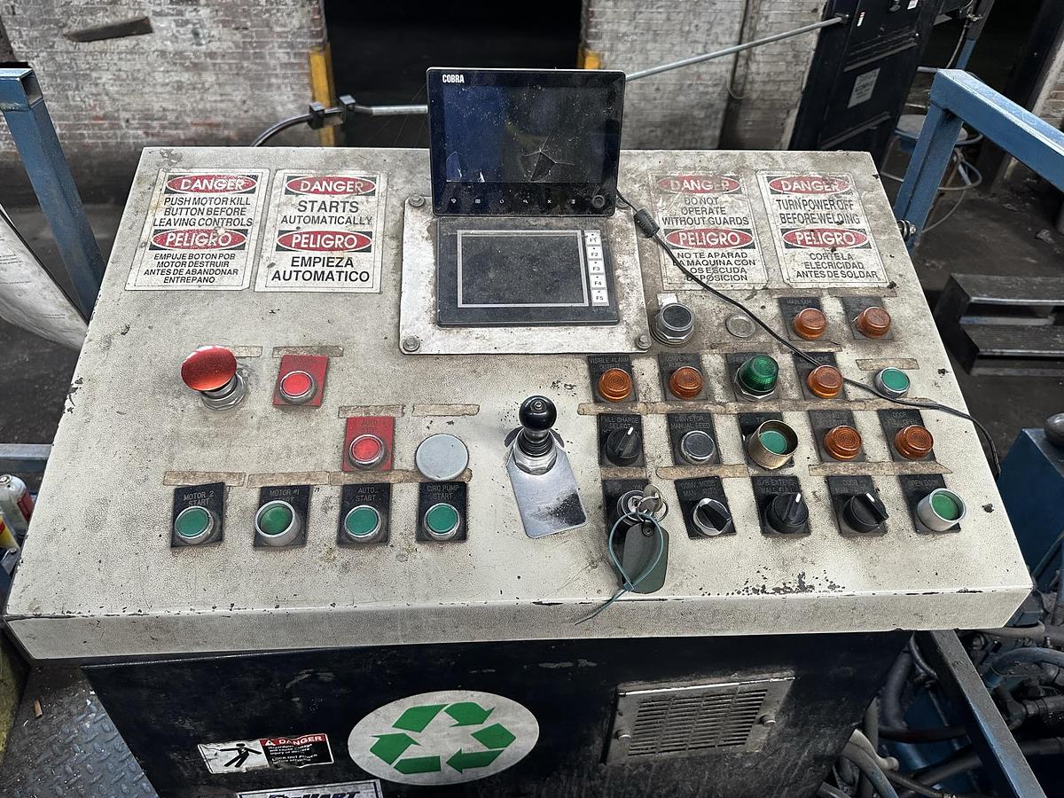 Refurbished Harris  Gorilla 200T-13/9 Two-Ram Baler