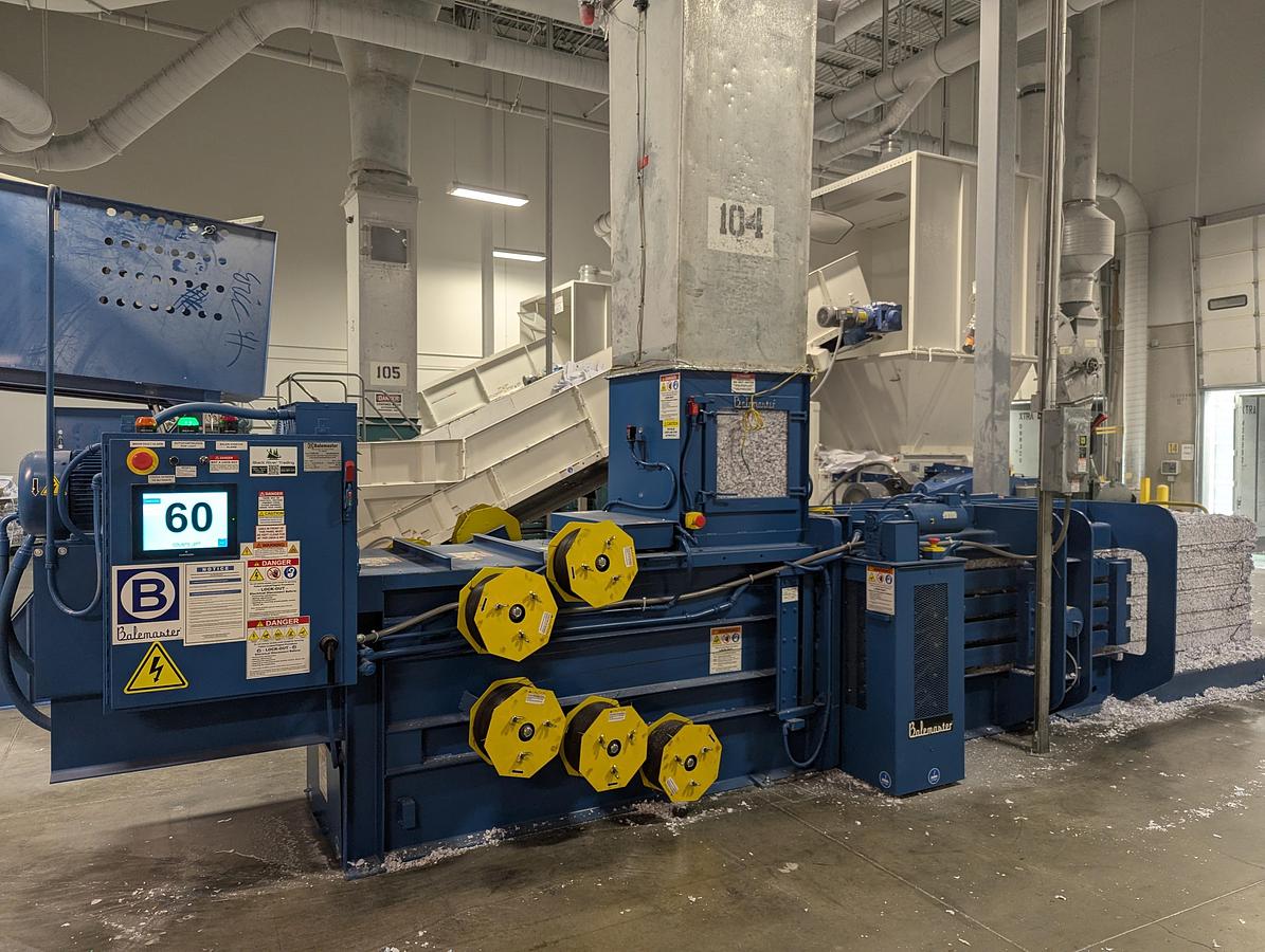 2026 Balemaster E-390 Auto-Tie Baler