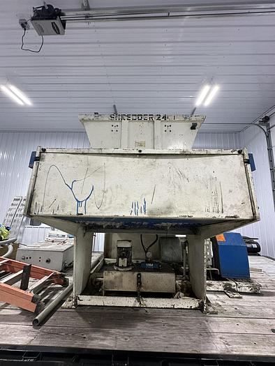 Used 2006 VecoPlan RG 52/60 SWU Short Single Shaft Shredder