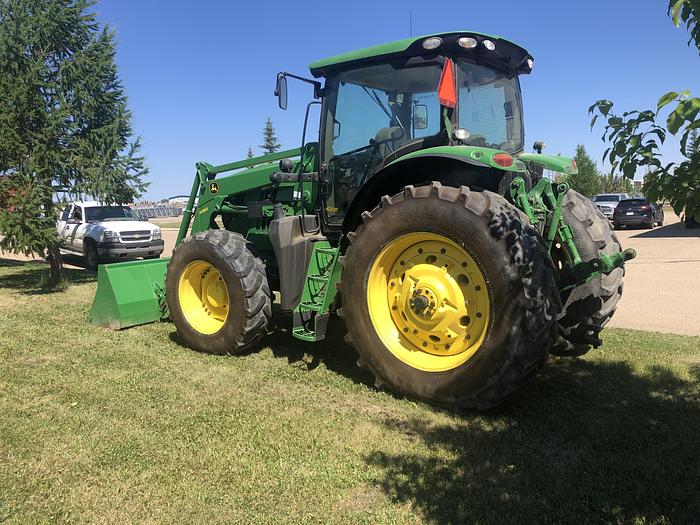 Used 2013 JOHN DEERE  6190R
