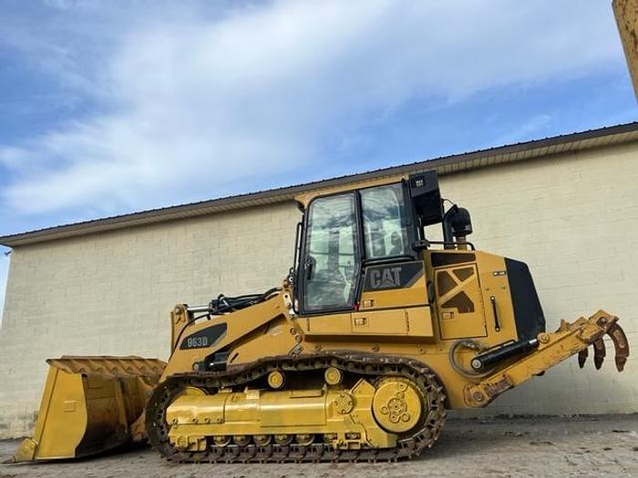 Used 2010 CAT 963D/ with ripper