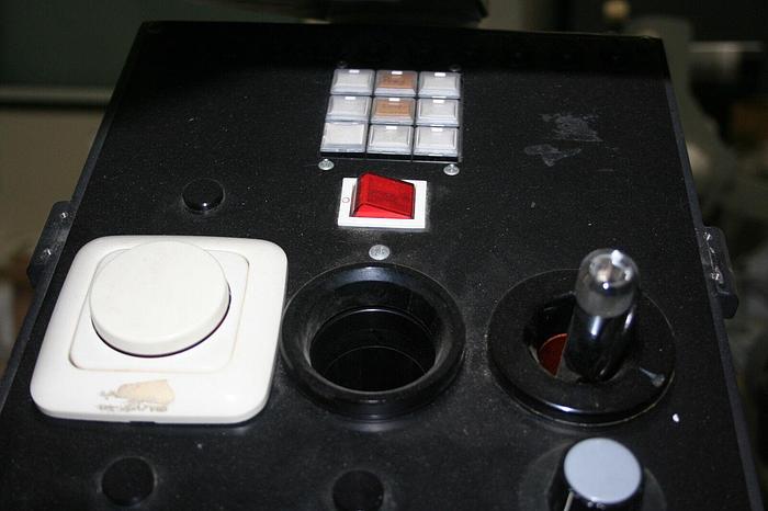 Used Möller-Wedel refraction unit VISUTEST-C with Carl Zeiss FF4 Fundus camera