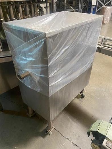 Used Filler, Piston, 8-Head, S/st, Inline, 16 Ounces #S744549