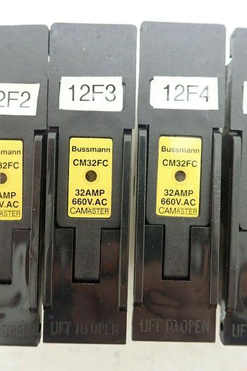 Used Lot of 6 Bussmann CM32FC Camaster Fuse Holders and NITD2 Fuses
