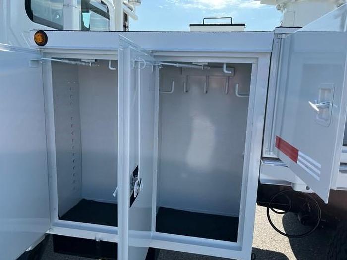 Used 2007 INTERNATIONAL 7400 65FT FLATBED BUCKET TRUCK W/ MATERIAL HANDLER