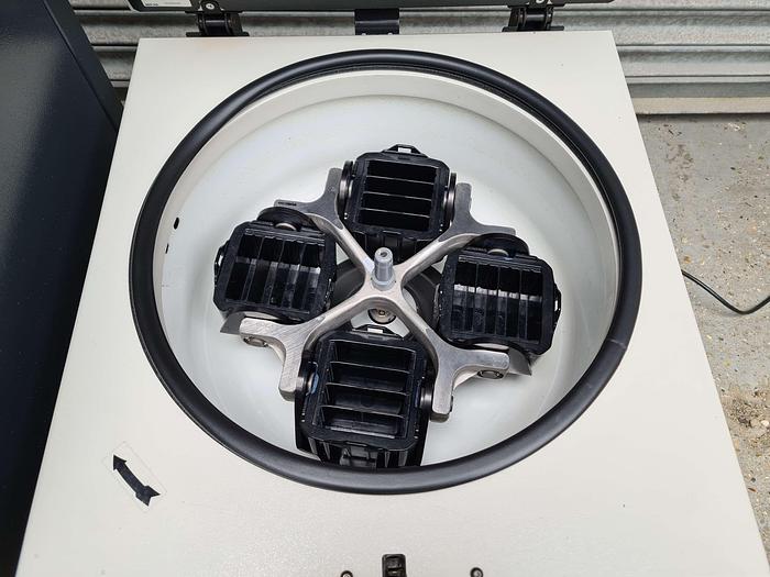 Used Beckman Coulter Spinchron DLX Centrifuge