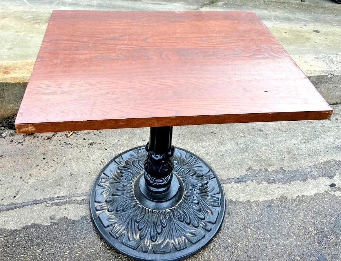 Used 22" Round Restaurant Table Base with Beautiful Design