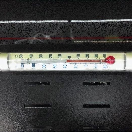 Used Federal 50" Vertical Open Air Cooler w/ 4 Levels, SSRPF-5052