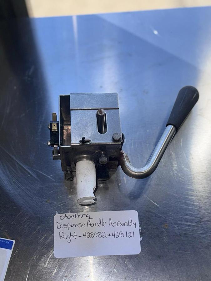Used STOELTING LT/RT DRAW SPIGOT HANDLE ASSEMBLY 428121 / 428082