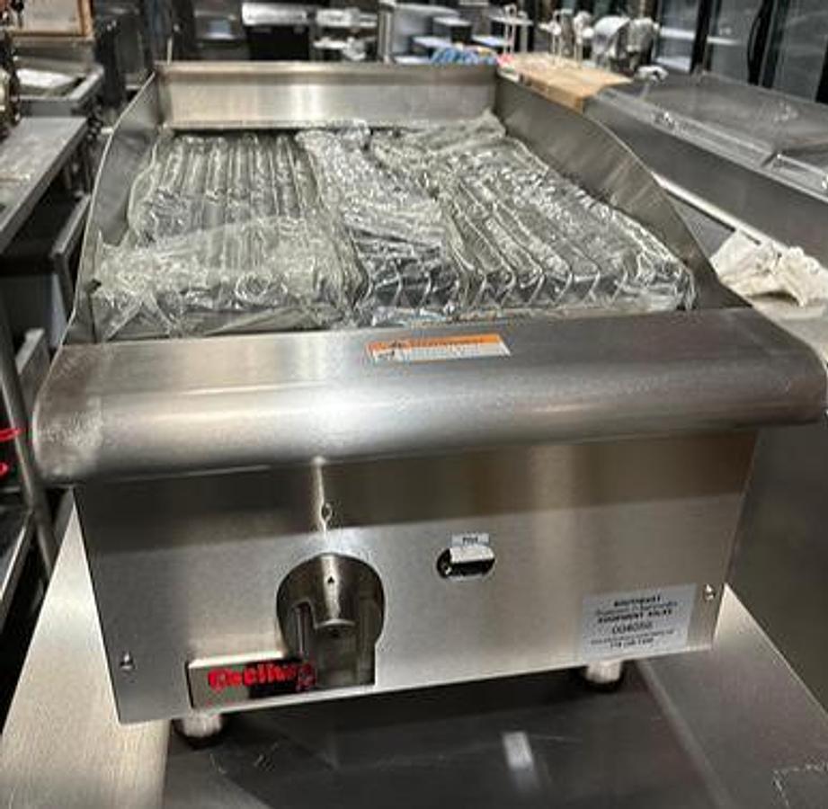 Cecilware® Pro GCP15 15" Gas Lava Rock Charbroiler, (1) 40,000 Btu/Hr Burner