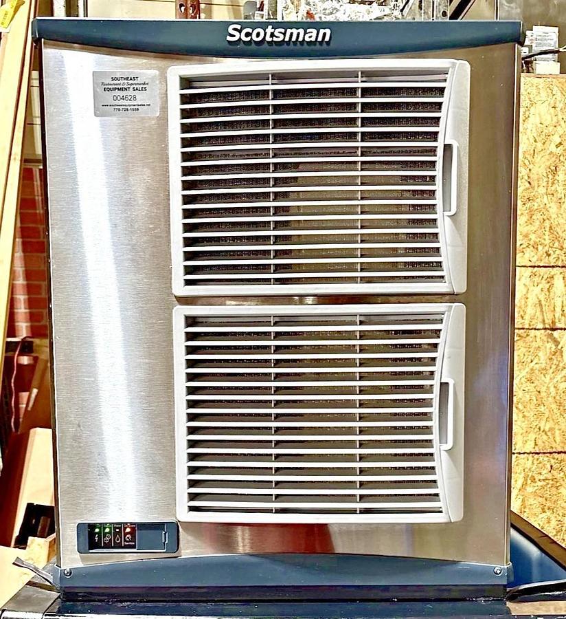 Used Scotsman F1522A-32 Flaker, Flake Ice Maker 1500lb Ice Machine Air Cooled 208V, 1Phase