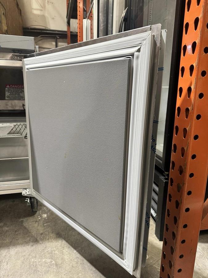 Delfield GUR27BP-S 27" Self-Contained Compact Work Top Refrigerator, 1 Section, 115V