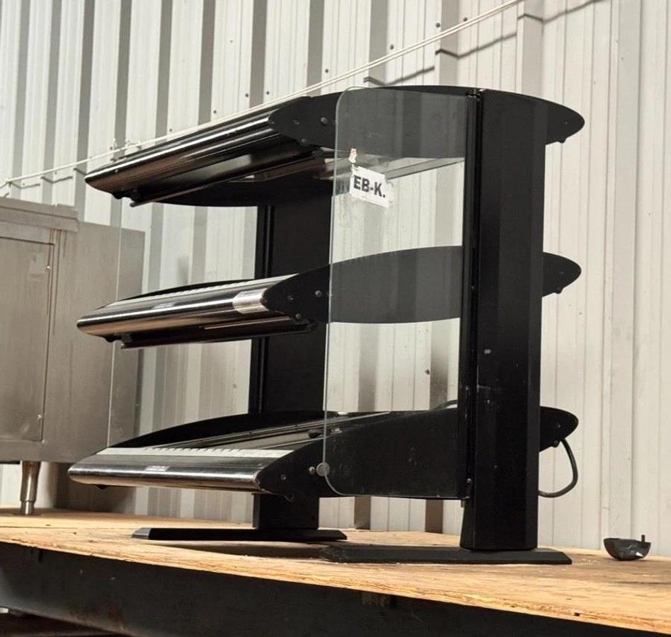 Used Hatco HZMS-24D Black 24" Slanted Double Shelf Heated Zone Merchandiser - 120V