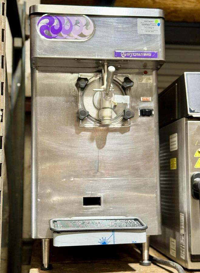 Used Stoelting F112 Frozen Beverage, Shake, Slush, Margarita Machine. 208/240V, 1PH