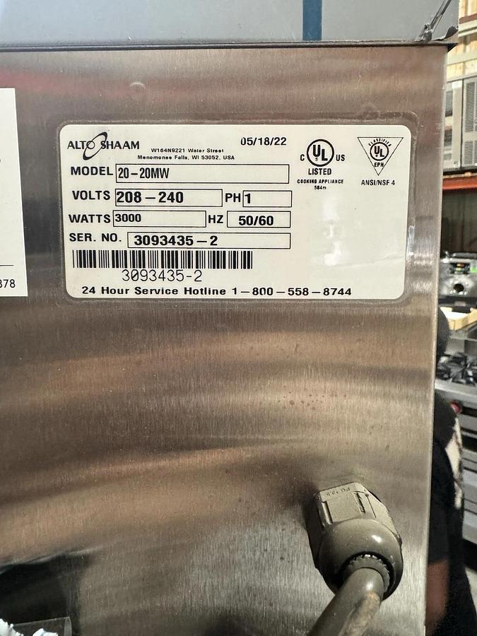 Alto-Shaam 20-20MW CombiMate Heated Roll-In Holding Cabinet - 208/240V, 1 Phase