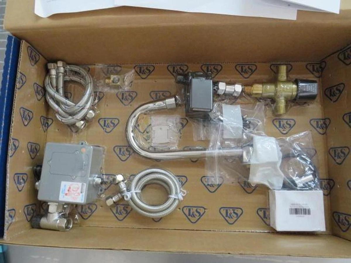 New* T&S ChekPoint™ Electronic Faucet Deck Mount Hydrogen, EC-3100TMVHGF10