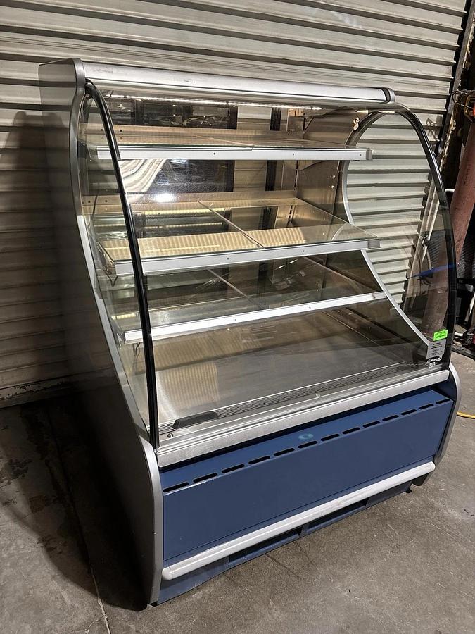 Used Structural Concepts HV38R Curved Glass Refrigerated Lighted Bakery Display Case