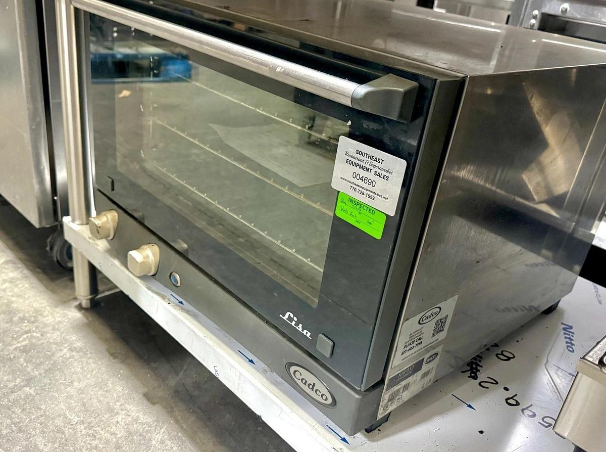 Used Cadco XFA013 3-Rack Half Size Medium Duty Countertop Convection Oven, 120V