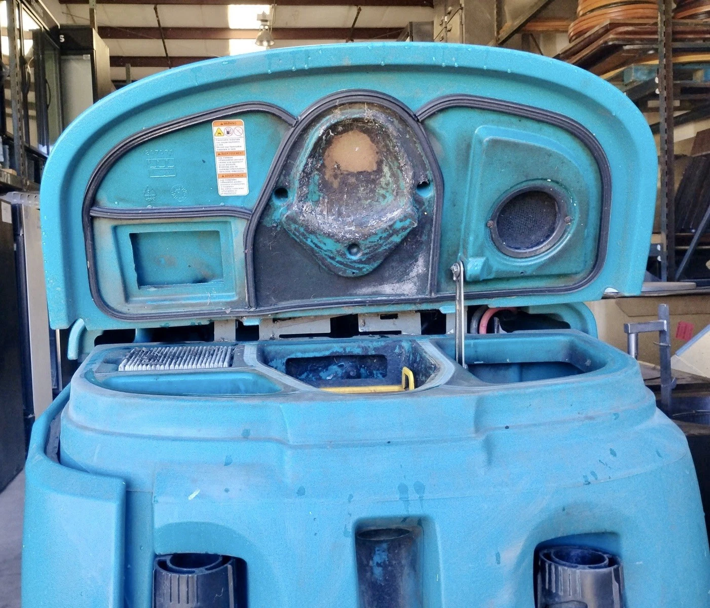 Used Tennant T17 ec H2O Battery-Powered Ride-On Floor Scrubber, 40" Cleaning Path