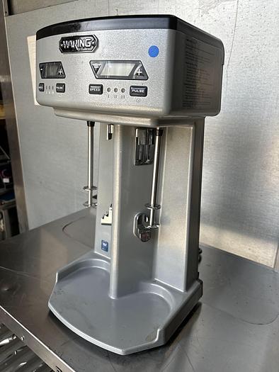 Used Waring WDM240TX 3 Speed Dual Spindle Drink Mixer