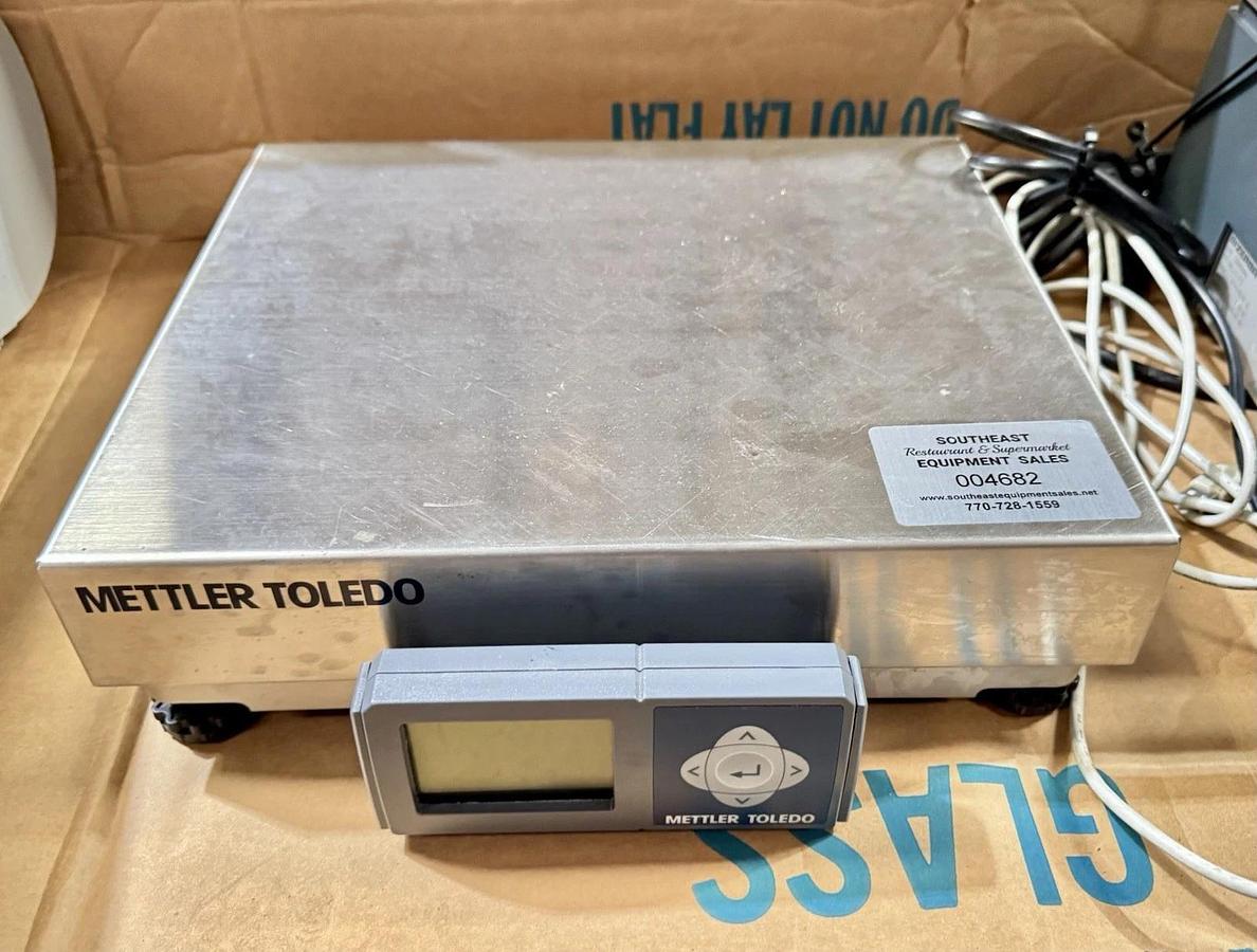 Mettler-Toledo™ BC60 Parcel Scale - 150 lbs x .05 lb, 60 kg, New