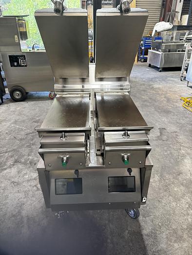 Used 2023 Taylor Model L852 Crown Series Two Platen Electric Double-Sided Clamshell Grill
