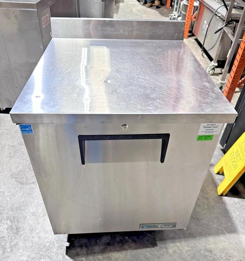 Used 2024' True TWT-27F-HC 27" 1-Section WorkTop Freezer w/ 1 Solid Door