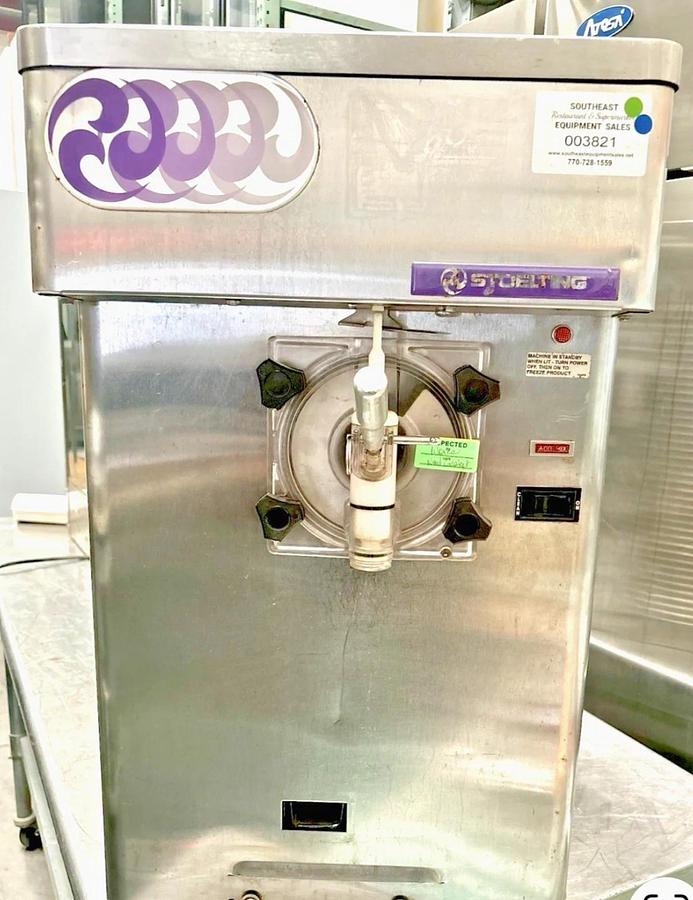 Used Stoelting F112 Frozen Beverage, Shake, Slush, Margarita Machine. 208/240V, 1PH