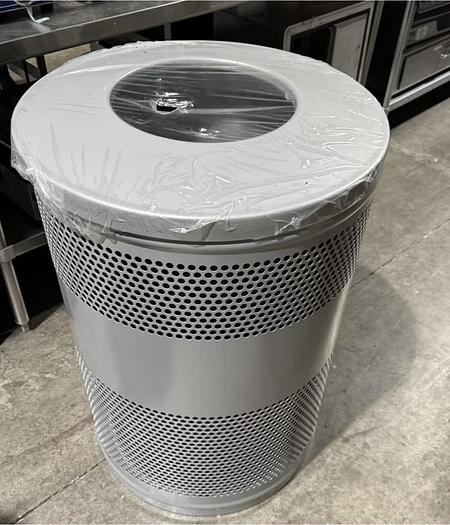Used NEW Rubbermaid Commercial 51 Gal Outdoor Round Trash Can, Stainless, w/ Insert