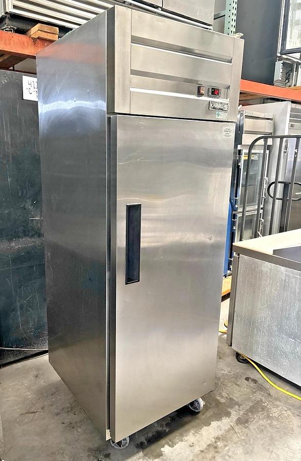 Used Dukers D28AF 27" One Door Reach-In Solid SS Freezer, 115 V