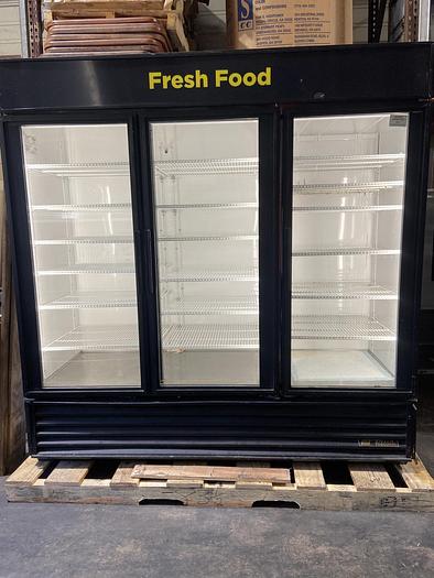 Used True GDM-72 3-Door Refrigerator Cooler Lighted Merchandiser