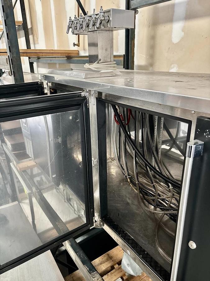 Used Perlick BBS84-IR 84" Direct Draw Draft Beer Kegerator w/ 1 Tower and 6 Taps