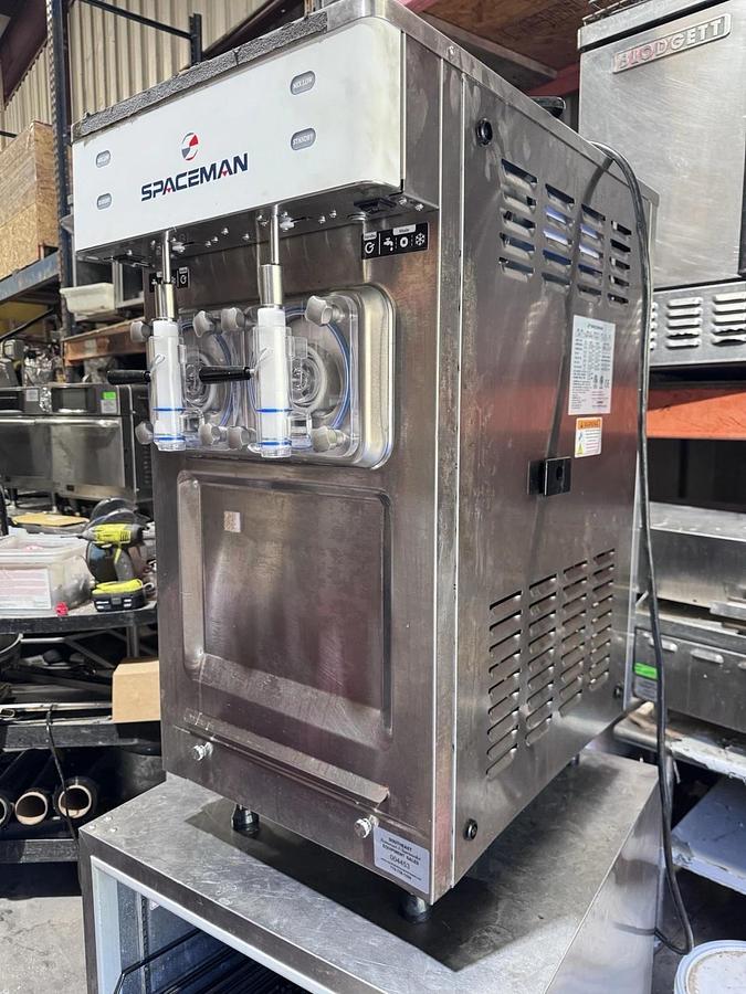 Used Spaceman 6455-C 8.5qt (2) Flavors Countertop Frozen Beverage Machine - TESTED A+