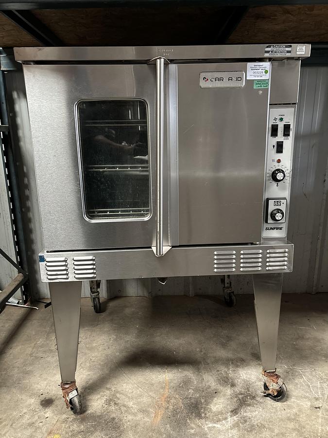 Used GARLAND SINGLE DECK CONVECTION OVEN- NATURAL GAS -SCO-GS-10S - TESTED