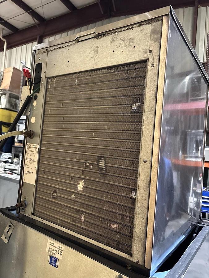 Used Scotsman F1522A-32 Flaker, Flake Ice Maker 1500lb Ice Machine Air Cooled 208V, 1Phase