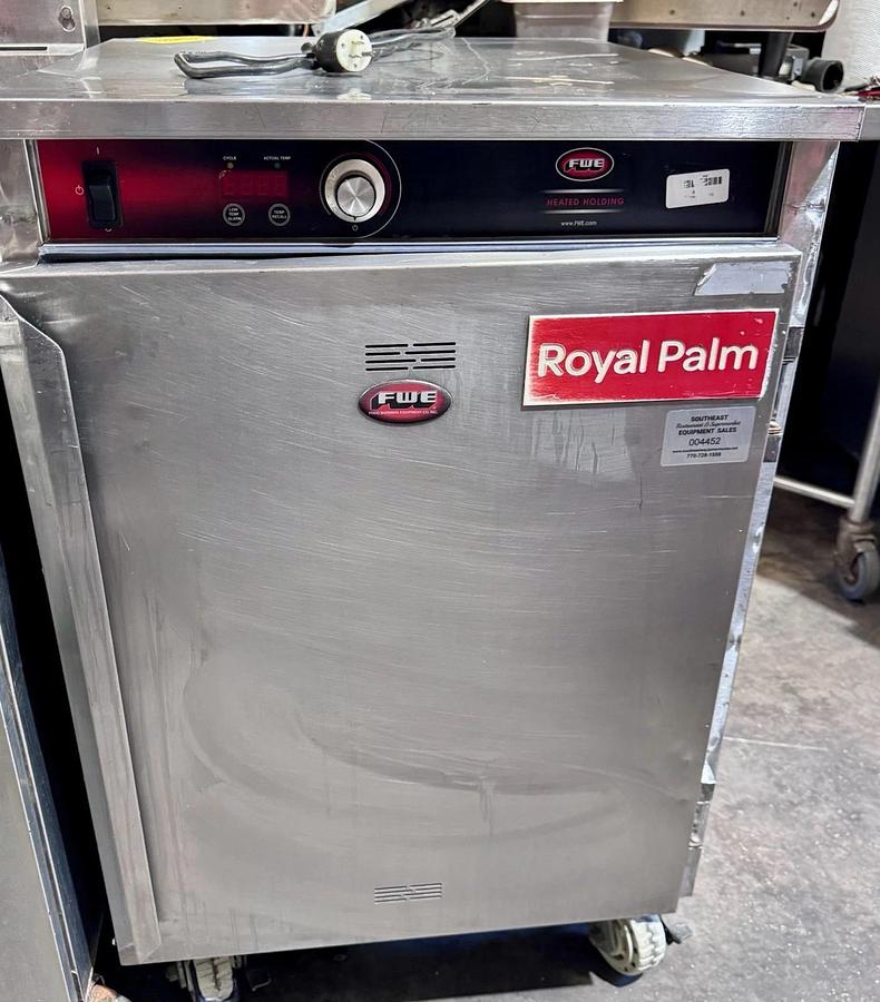 Used FWE HLC-2127-9 Half Height, Mobile, Insulated Heated Cabinet w/ 18 Pan Capacity, 120V