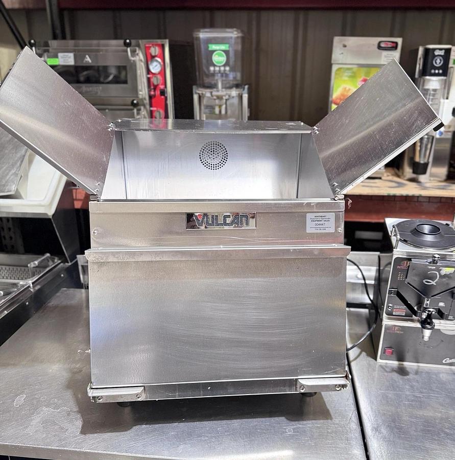 Used Vulcan VCW26 26 Gallon First-In First-Out Chip Warmer, Top Load Style - 1500W