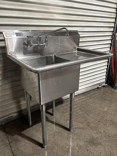 Used MRSA-1-R — 18″ One Compartment Sink with Right Drain Board