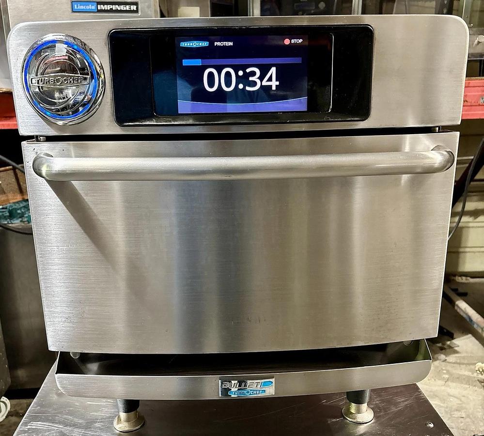 Used TurboChef Bullet Rapid Cook Ventless Oven, Stores 256 Recipes, 208/240, 1Ph