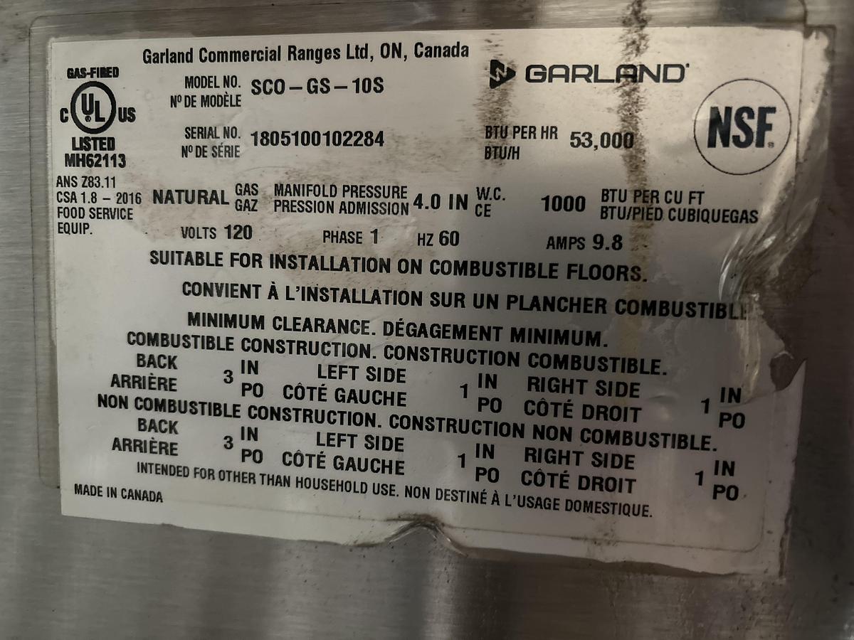 Used GARLAND SINGLE DECK CONVECTION OVEN- NATURAL GAS -SCO-GS-10S - TESTED