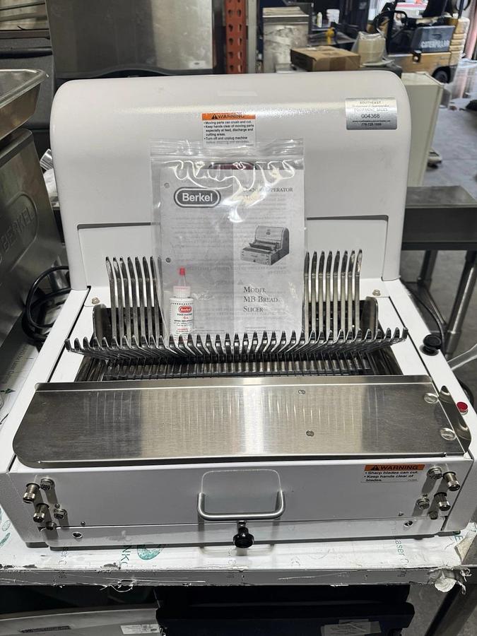 Used NEW Berkel MB7/16 Bread Slicer, 7/16" Slice Thickness
